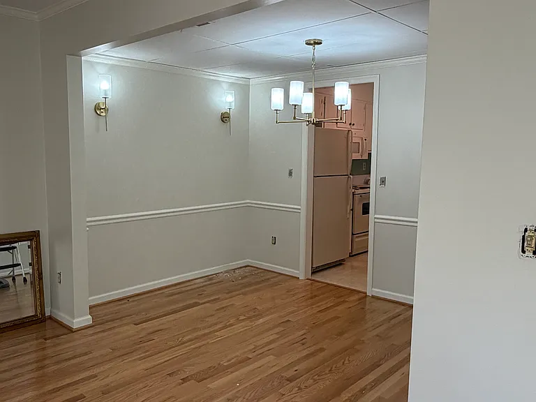 3132 Westbury Dr — Photo 7