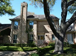 10047 Kemp Forest Dr, Houston, TX 77080
