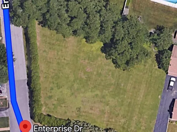 LOT 1 River Rd #1, Somerset, MA 02725