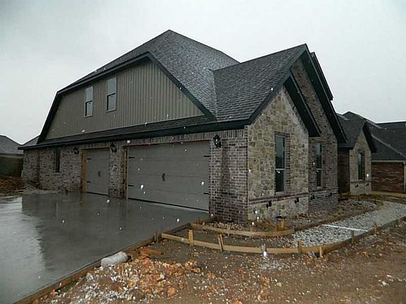 2nd image of 6608 Willowridge Ln