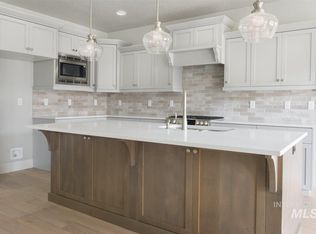 8282 E Timberlake Pl, Nampa, ID 83687