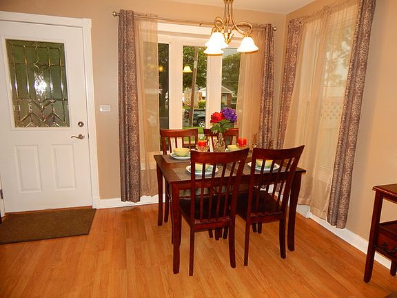 5th image of 3416 Louis St