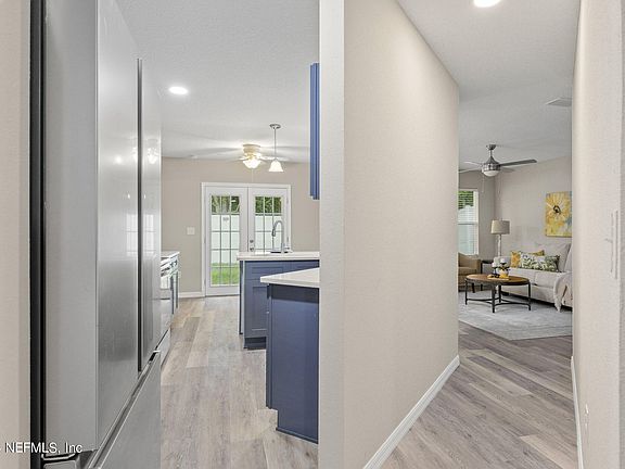 4th image of 4115 FAIRFAX Street