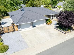 3899 Andes Dr, Redding, CA 96001