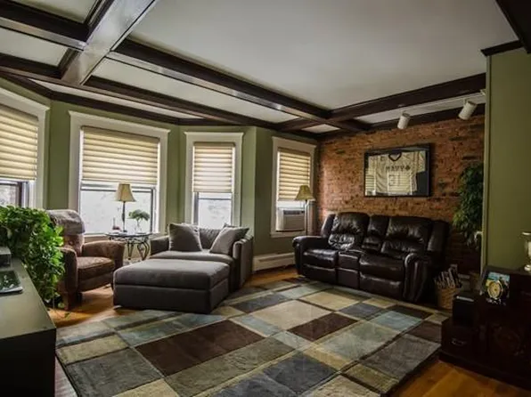 39 South St, Brighton, MA