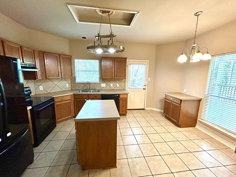 522 Cattle Ranch Dr — Photo 5