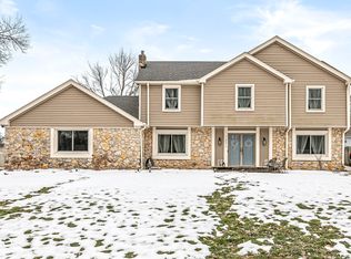 1271 Spruce Dr, Carmel, IN 46033