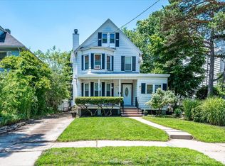 28 S 1st Ave, Highland Park, NJ 08904