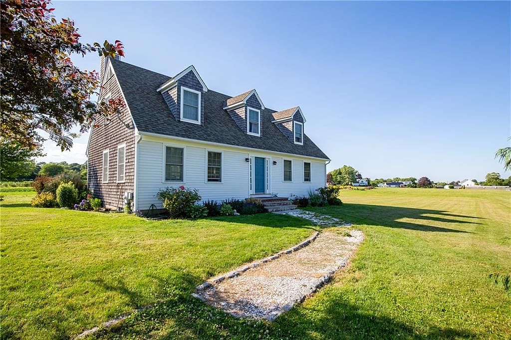62 Howland Ave, Middletown, RI 02842 Zillow