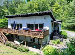 27 Croswell Manor Dr, Olive, NY 12481