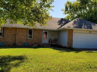 114 Southview Dr, Willard, MO 65781