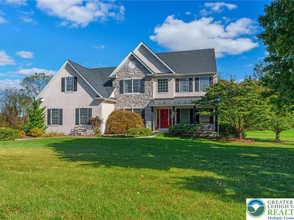 6581 Sweetbriar Ln, Zionsville, PA 18092