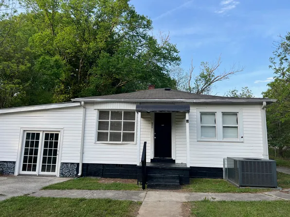 819 Skyland St, Kannapolis, NC 28083