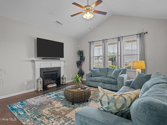 4th image of 2606 Snowbell Court