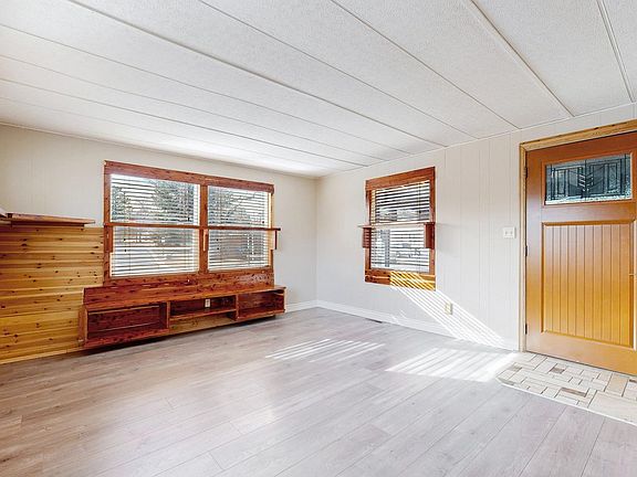 3rd image of 2211 W Mulberry St #150