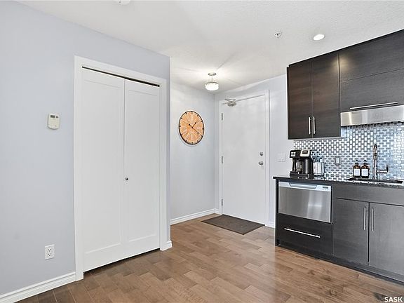 3rd image of UNIT 105-230 Slimmon ROAD