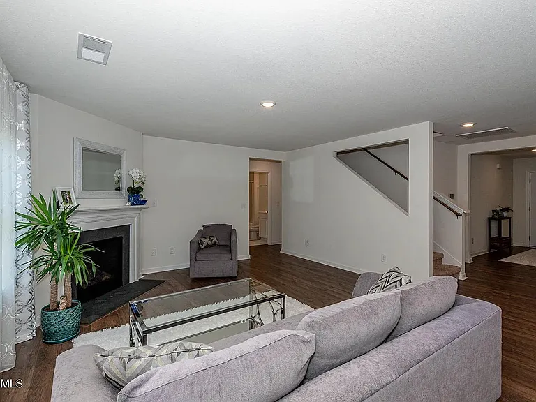 1606 River Poppy Rd — Photo 21