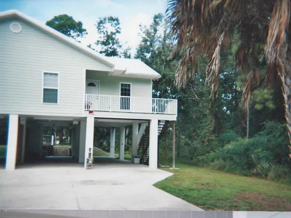 205 1st Ave NW, Perry, FL 32359