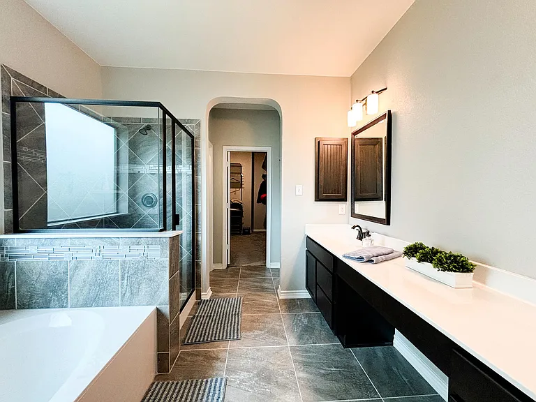 8134 Emmeline Dr — Photo 20
