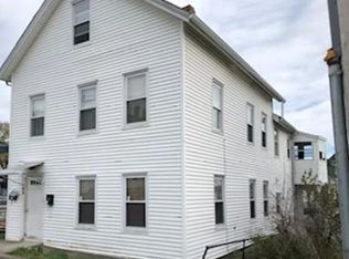 65 Laurel St, Worcester, MA 01605