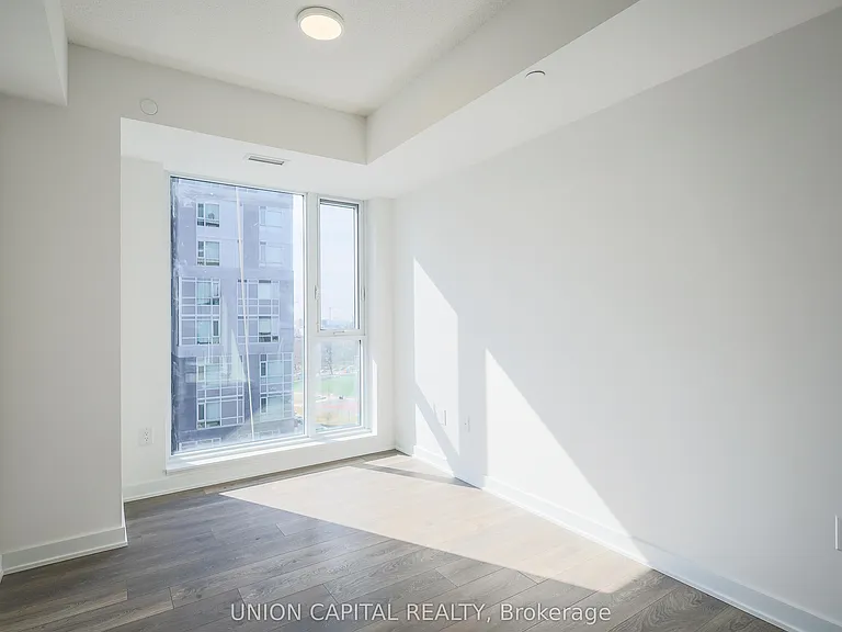 130 River St #902 — Photo 23