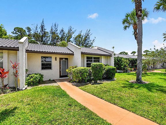 3rd image of 112 Lake Olive Drive