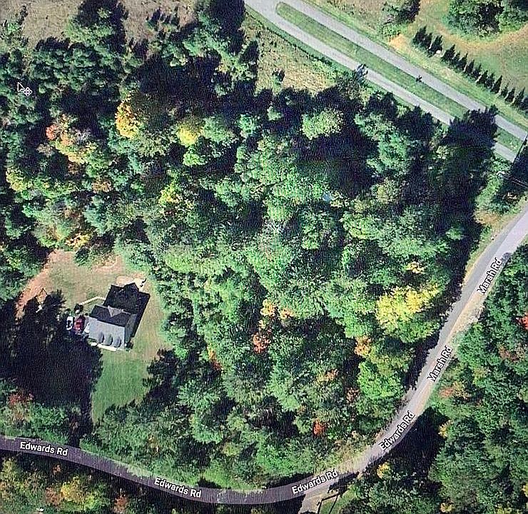 1st image of 4 Eagle View Dr