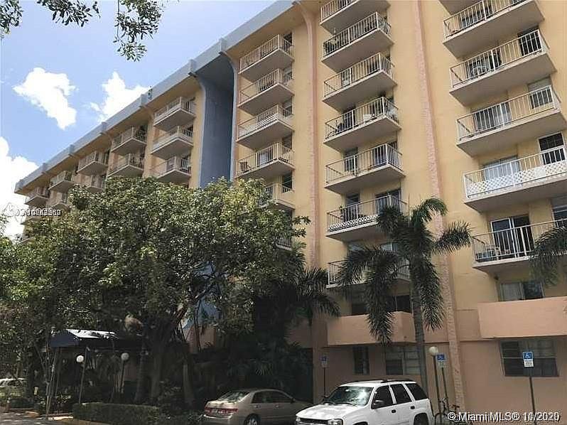 1st image of 801 NW 47th Ave APT 412