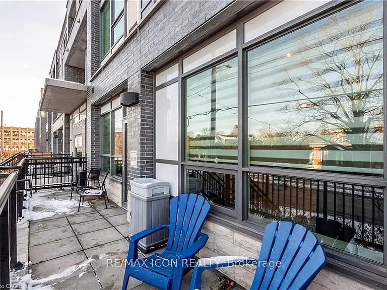 63 Arthur St S #102 — Photo 2