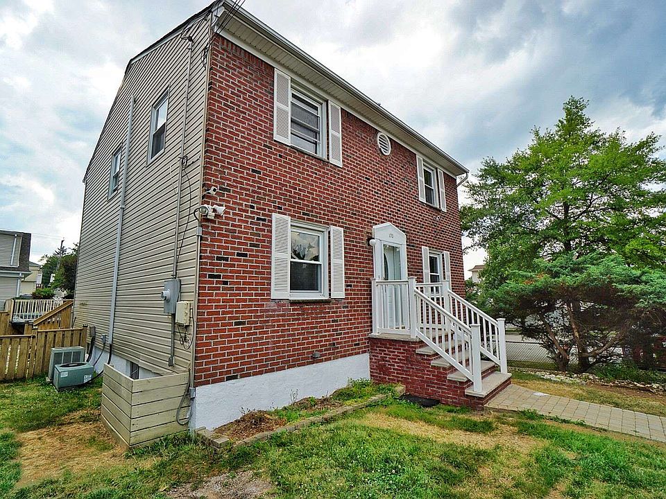1st image of 170 Suffolk Ave