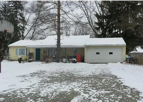 3608 Northwood Ave photo 1
