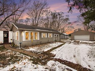 8750 Ruggles Rd, Baroda, MI 49101