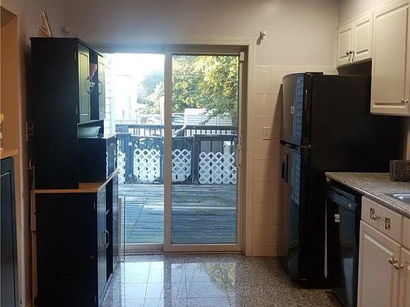 4th image of 1608 Mace Ave