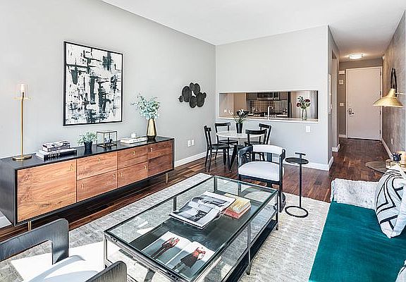 3rd image of 507 W 28th St APT 11D