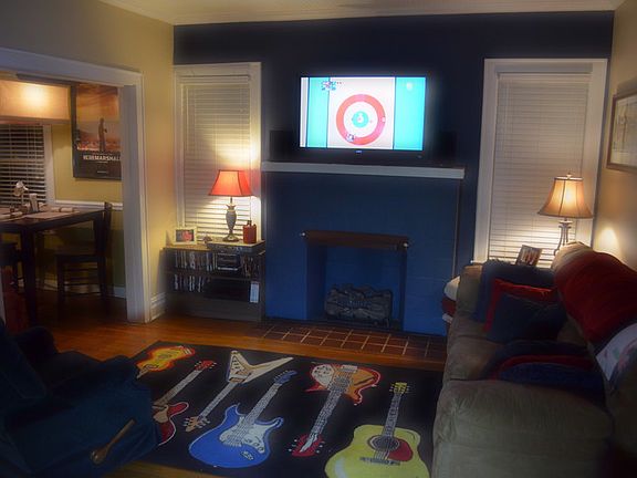 Living Room with gas logs
						:
						Updated living room with gas logs.