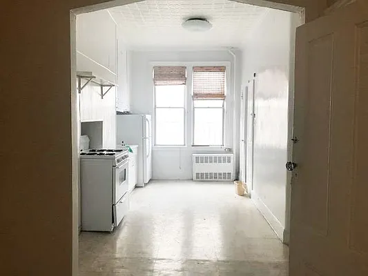 Rented by Ulas Real Estates Inc | media 27