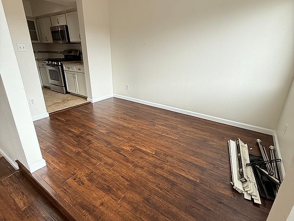 3rd image of 7900 Woodman Ave APT 103