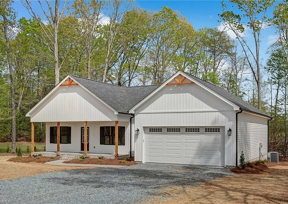 1st image of 140 Bud Rd