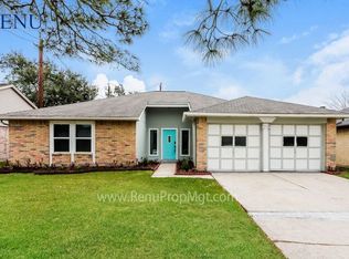 2431 Tall Ships Ln, Friendswood, TX 77546