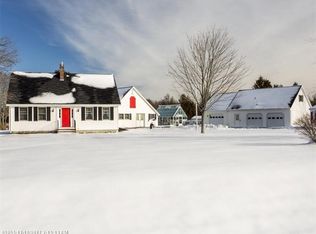 5 Meadow Rd, Topsham, ME 04086