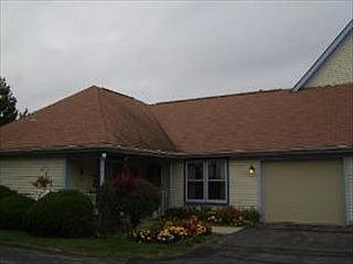 2nd image of 901 Victoria Dr
