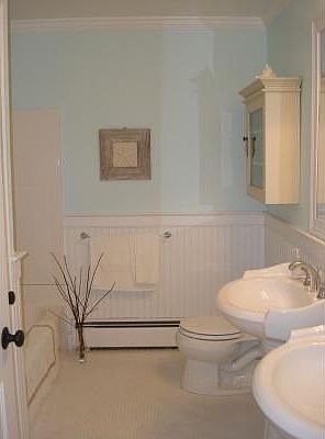 Bath Pedestal Sinks Ceramic tile Crown Molding