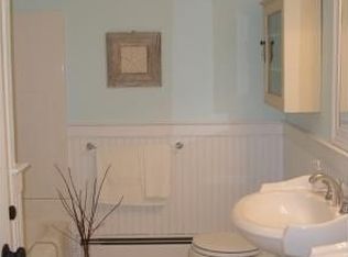 10 Mockingbird Ln, Westerly, RI 02891