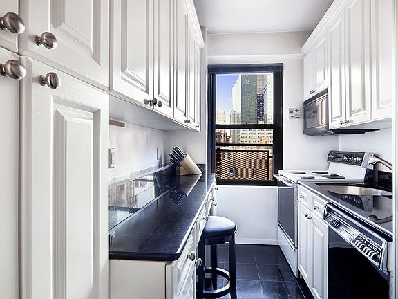 2nd image of 2 Tudor City Pl APT 11EN