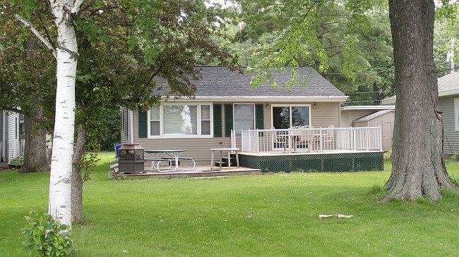 1st image of 4945 Rivermoor Dr