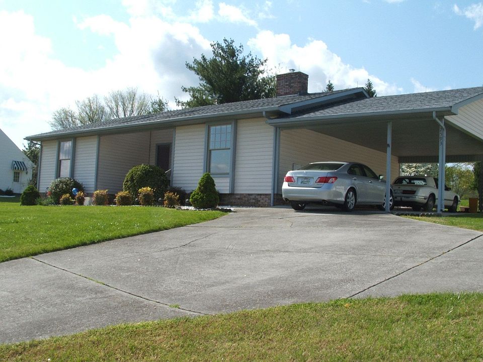 1st image of 2593 Lakemont Cir