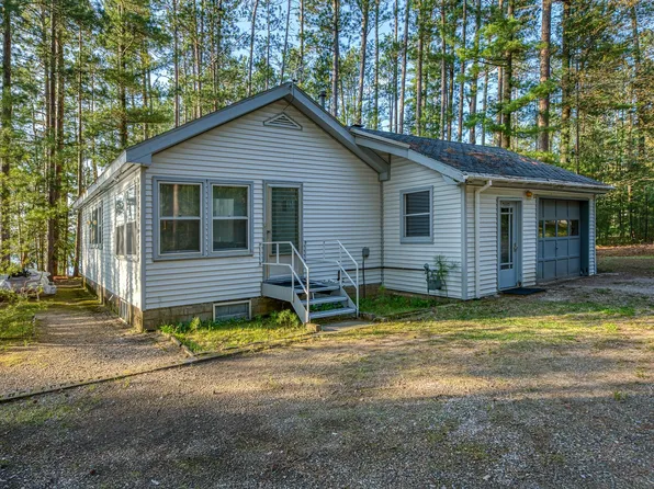 5335 Headquarters Trl, Rhinelander, WI 54501