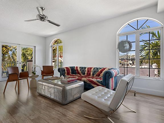 2nd image of 730 3rd St APT 205