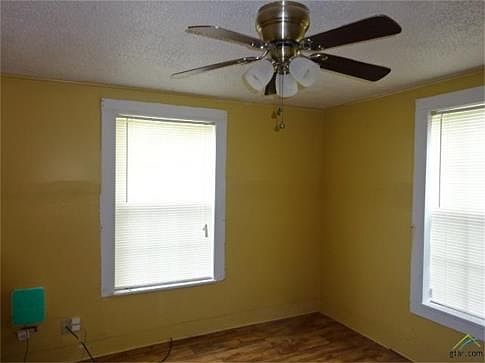5th image of 324 S Fleishel Ave
