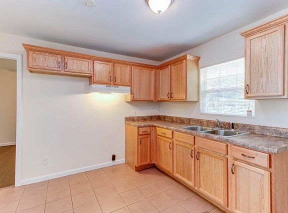 5th image of 3819 Juandale Dr